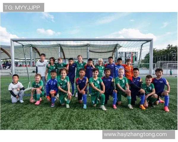 足球明星携手举办慈善赛助力青少年足球发展与梦想实现